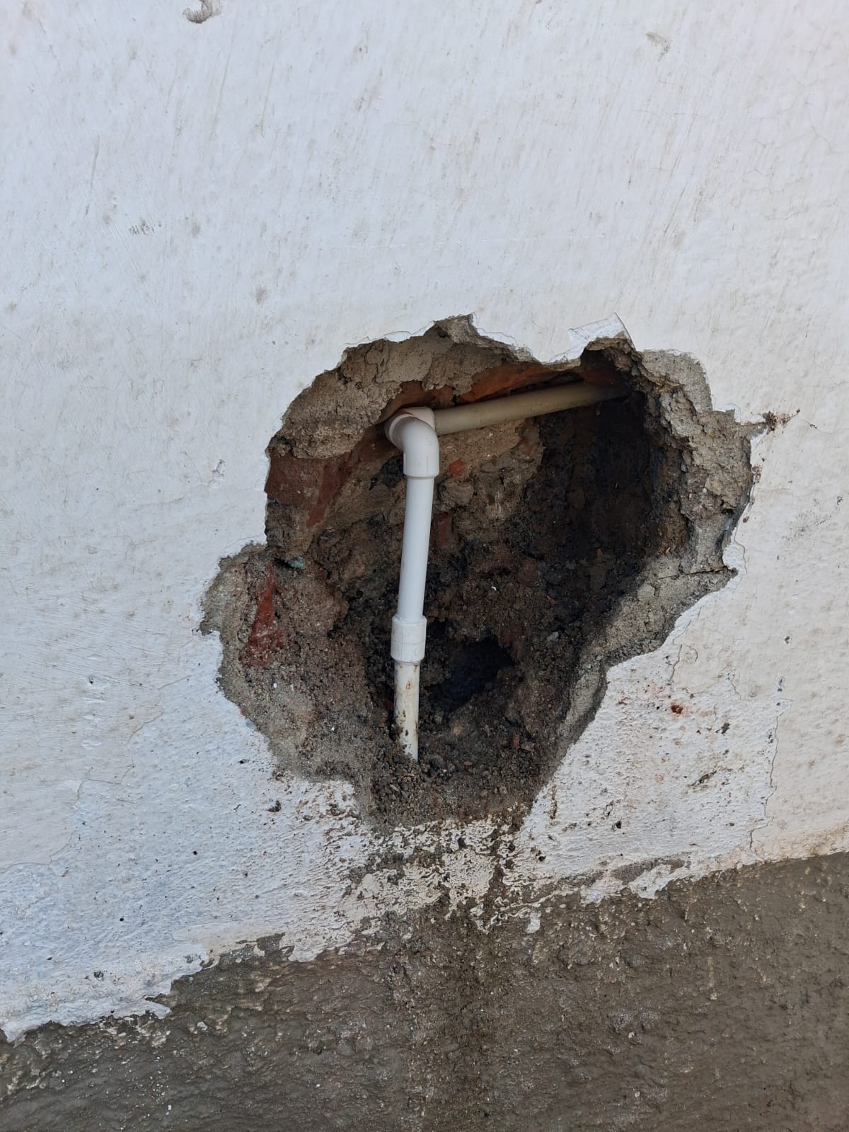 Boru yenileme ve tesisat tamiri çalışması