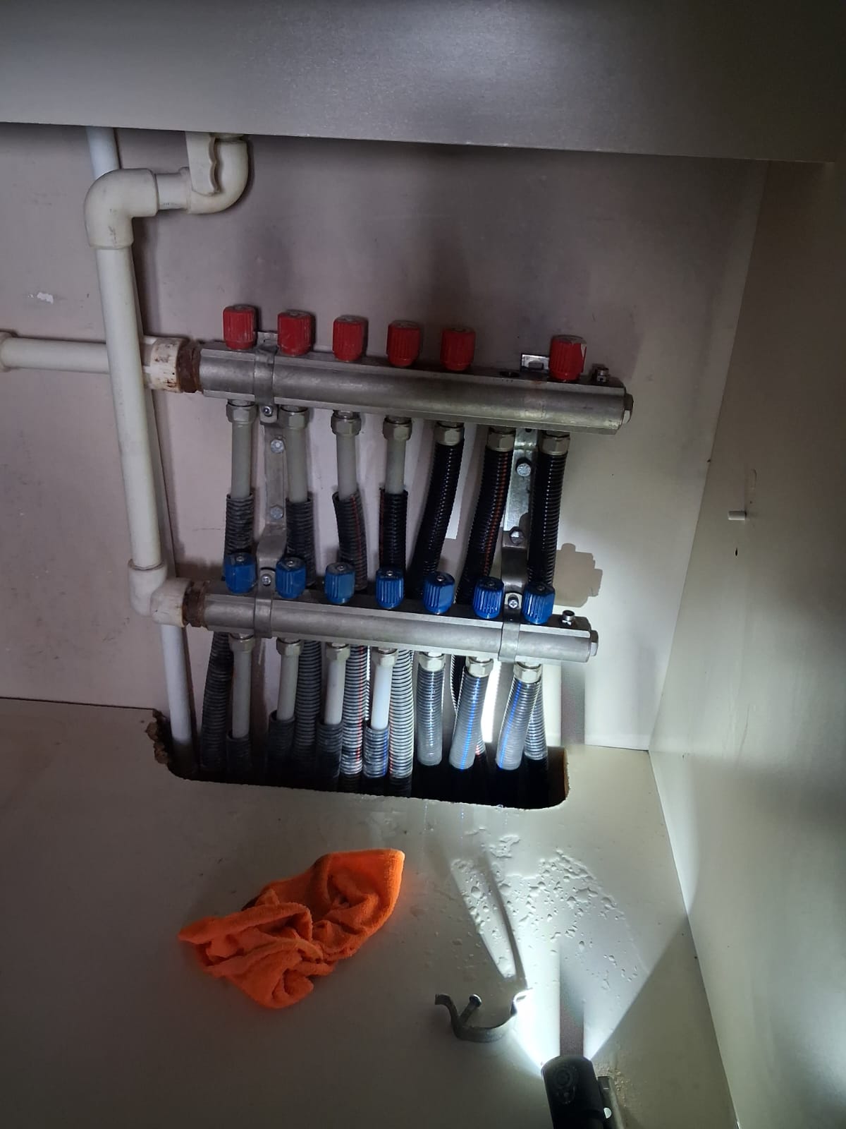 Boru yenileme ve tesisat tamiri çalışması
