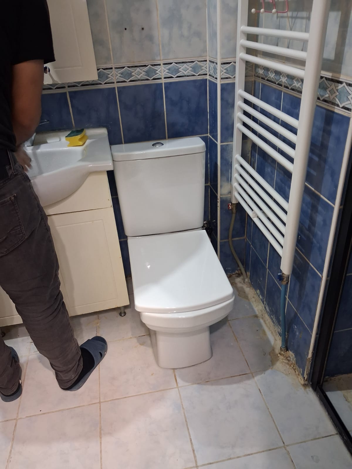 Klozet yenileme ve tesisat tamiri çalışması