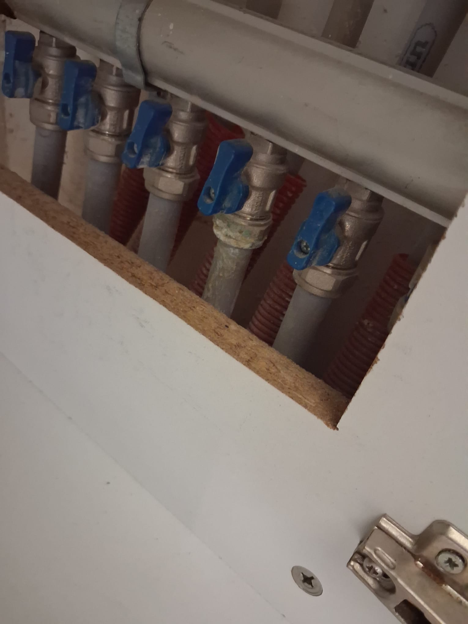 Klozet yenileme ve tesisat tamiri çalışması