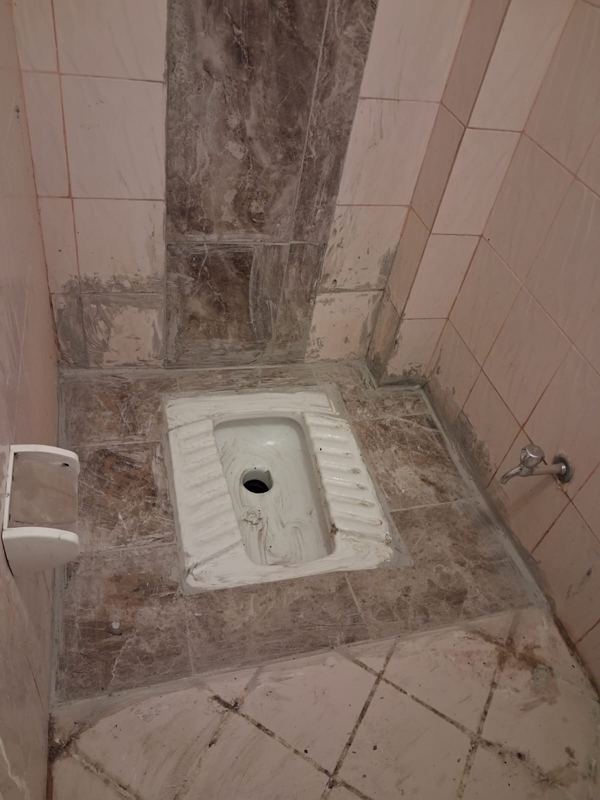 Alaturka yenileme ve tesisat tamiri çalışması